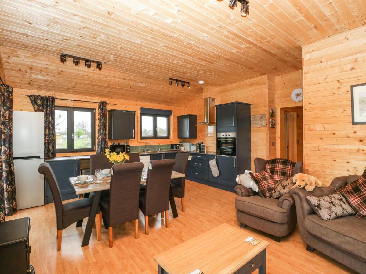 The Lodge At Crossroads Farm Bridgwater Esterno foto